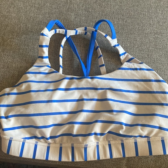 Lululemon sport bra - Picture 2 of 13